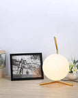 Lampe de chevet design bras dorés & boule de verre - Lampe Chevet Design