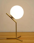 Lampe de chevet design bras dorés & boule de verre - Lampe Chevet Design