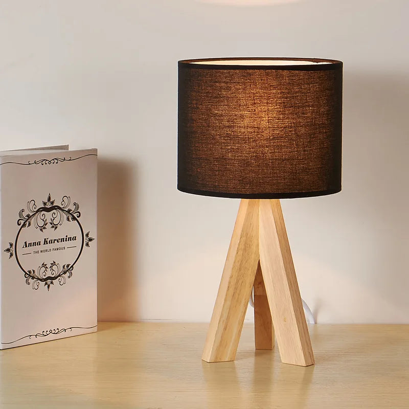 Lampe de chevet en Tissu et Pied en Bois - Lampe Chevet Design