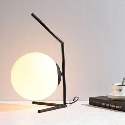 Lampe de chevet design bras dorés &amp; boule de verre - Lampe Chevet Design