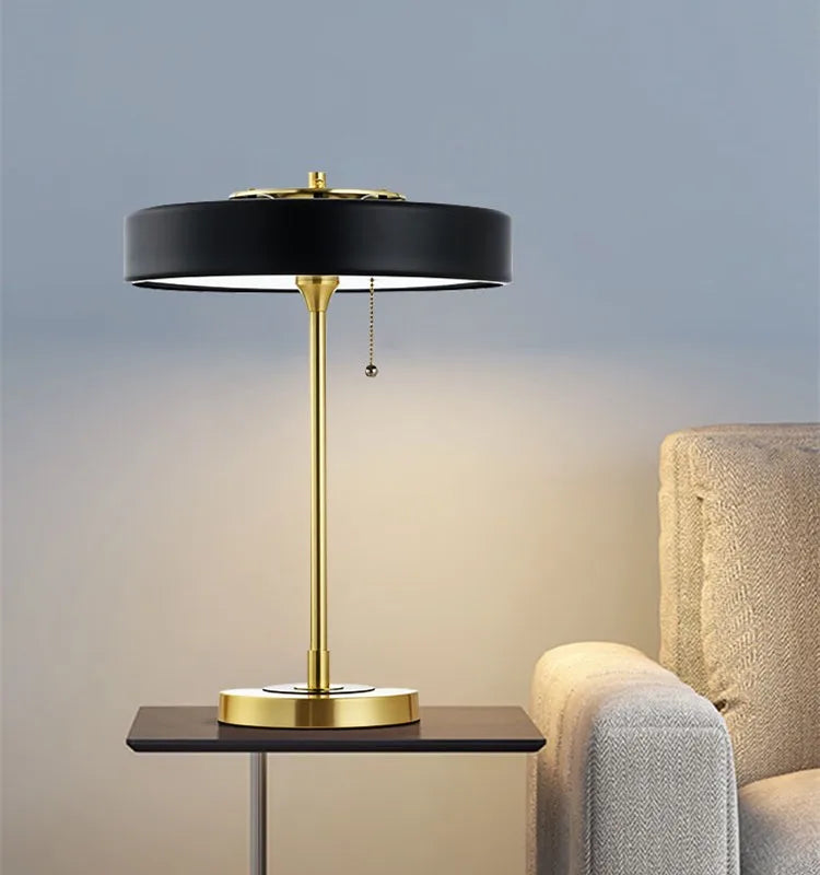 Lampe de chevet rotative en métal simple - Lampe Chevet Design