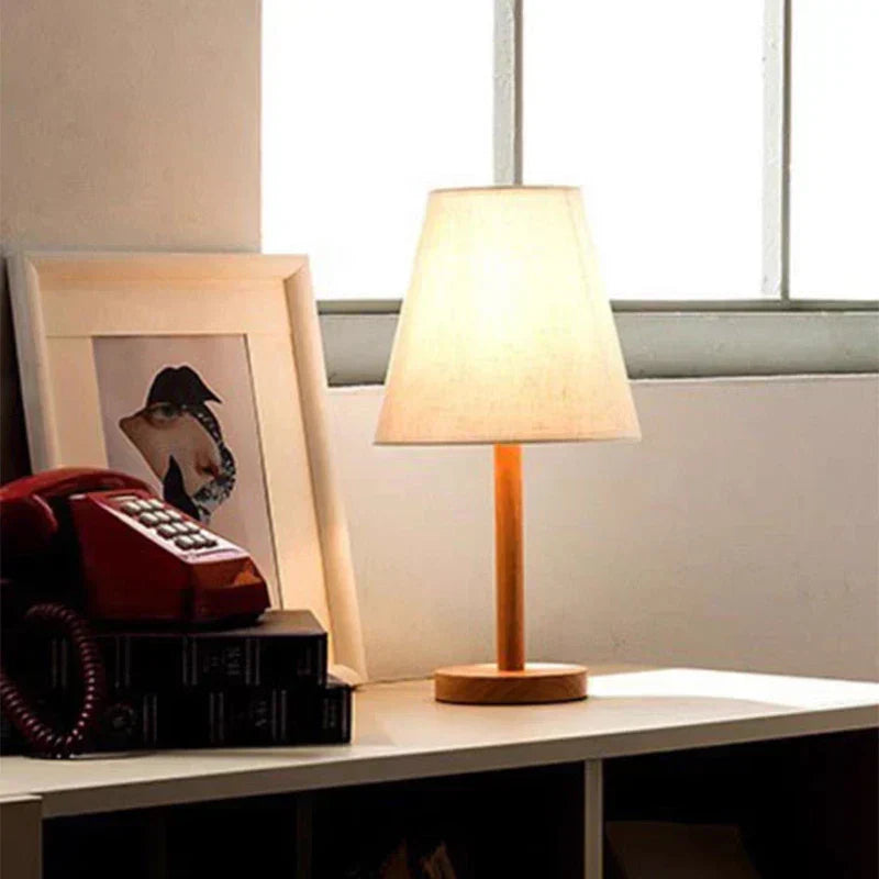 lampe de chevet en bois nordique - Lampe Chevet Design