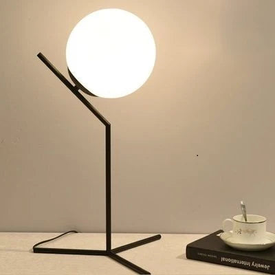Lampe de chevet design bras dorés &amp; boule de verre - Lampe Chevet Design