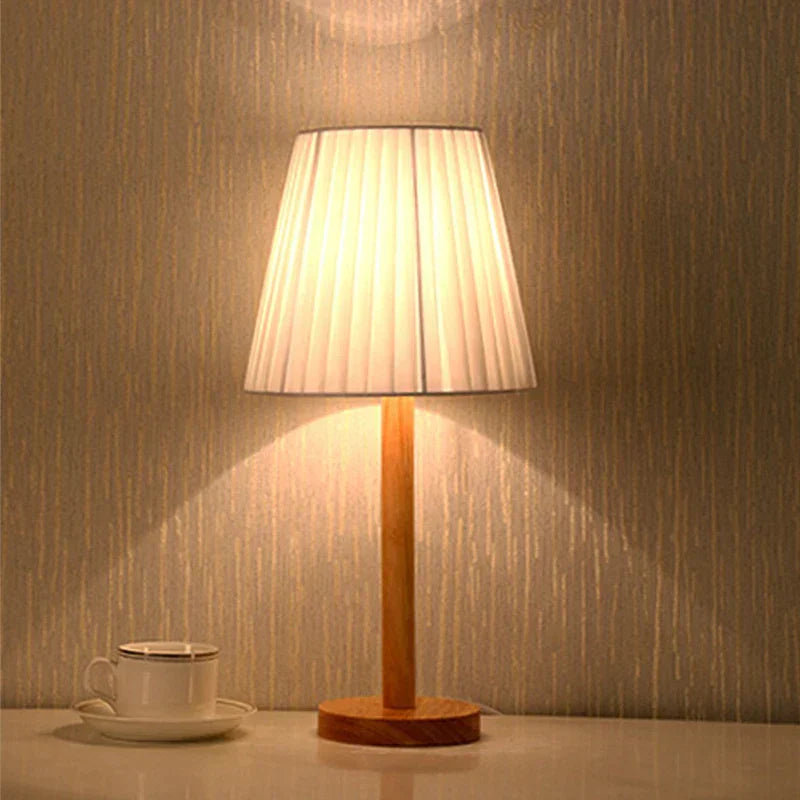 lampe de chevet en bois nordique - Lampe Chevet Design