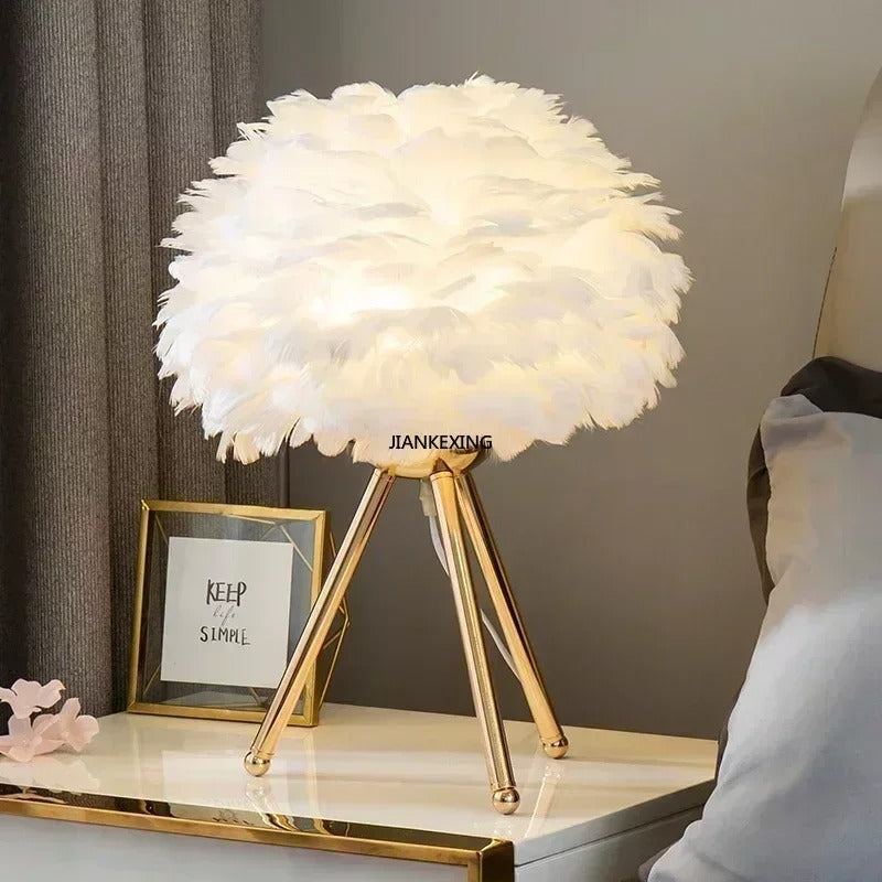 Lampe de chevet plume décorative - Lampe Chevet Design